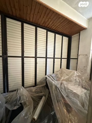 דירה, שכונת בן גוריון, מרכז העיר ג', רמת גן