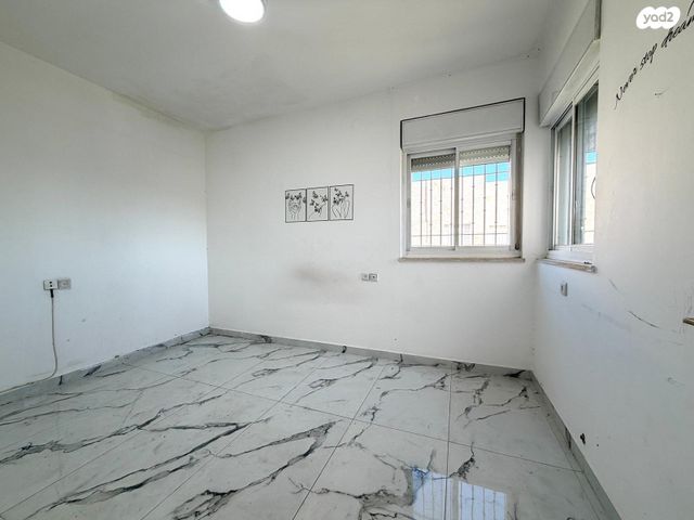 בית פרטי/ קוטג', מוריס בורג'ס מונורי, פסגת זאב, ירושלים