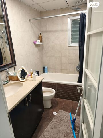 דירת גן, המתמיד, שכונת הראשונים, רמת גן