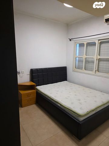 דירה, קדושי קהיר 11, רוטשילד עצמאות, בת ים