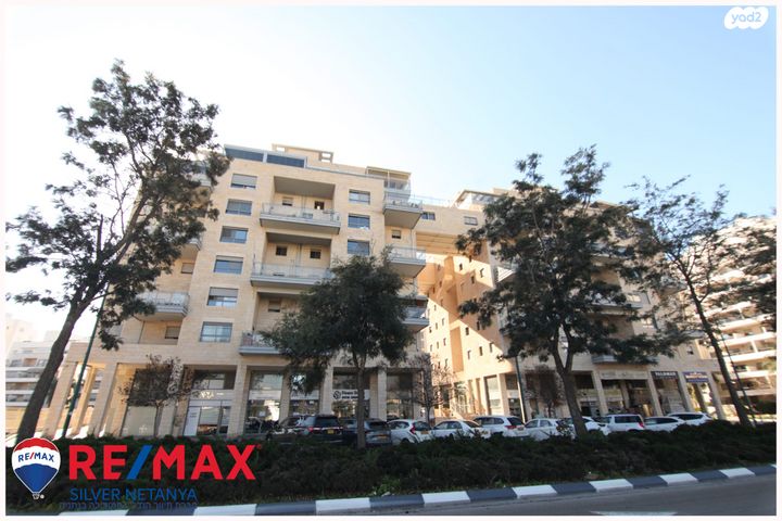 דירה, ד"ר יהודה פרח 12, קרית השרון, נתניה