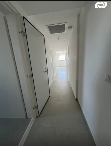 דירה, שדרות ח"ן, הרצליה