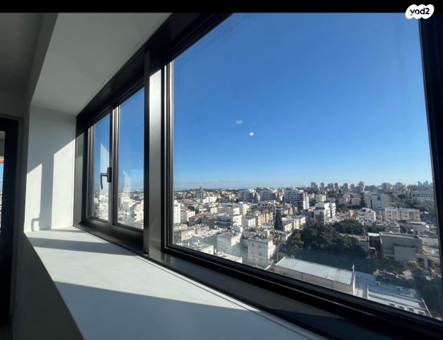 דירה, שדרות ח"ן, הרצליה