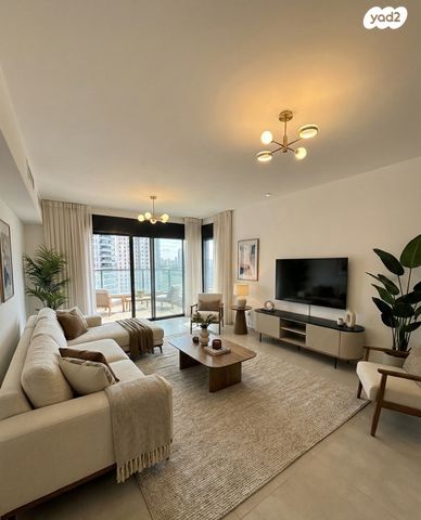 אמנון ליפקין שחק 