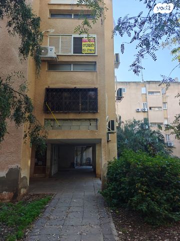 רחבת הרב עוזיאל 10