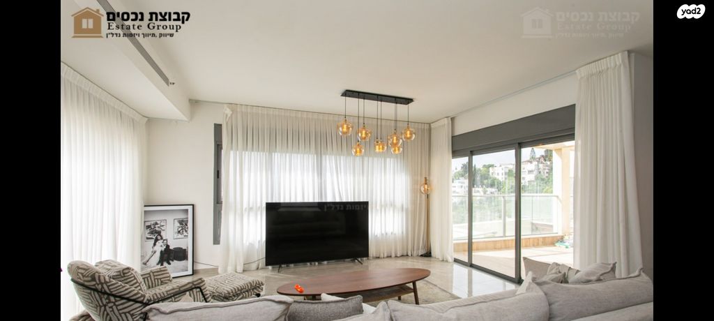 גג/ פנטהאוז, מעלות הבוצרים 4, מרכז הכרמל, חיפה