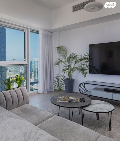 דירה, דרך מנחם בגין 160, מונטיפיורי, הרכבת, תל אביב יפו