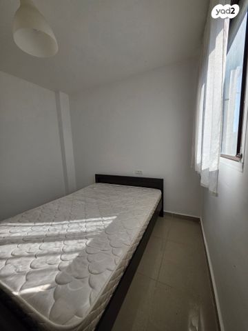 יחידת דיור, ז'בוטינסקי, צור שלום, קרית ביאליק