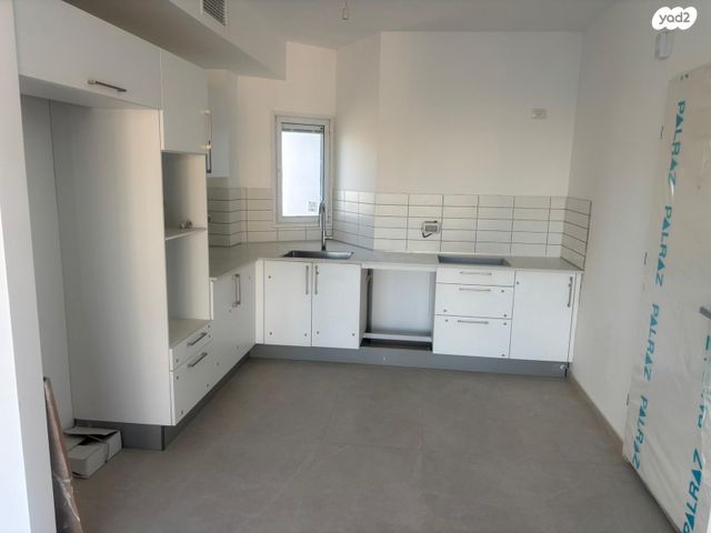 דירה, בן יהודה 30, הרצליה הצעירה, הרצליה