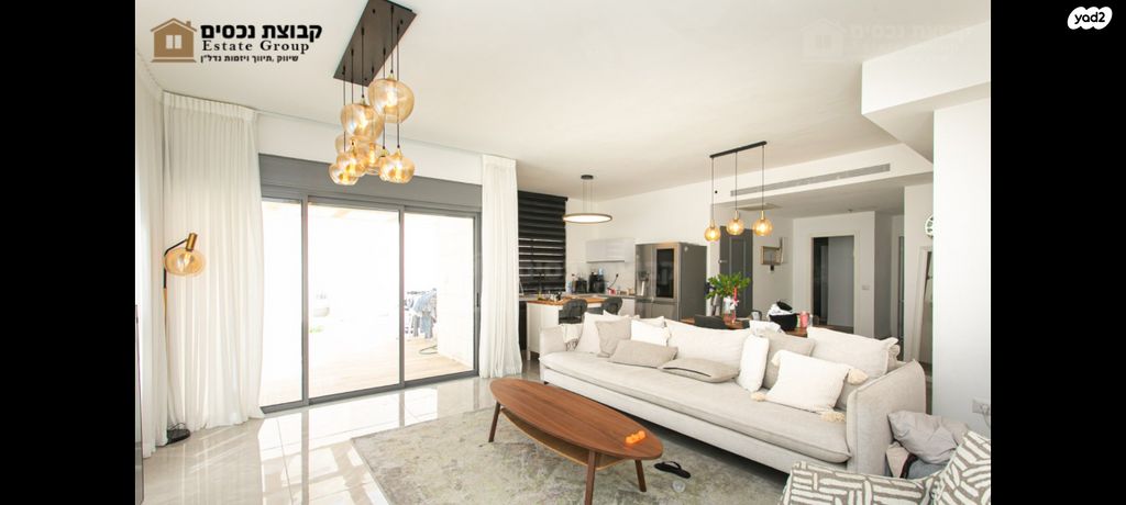 גג/ פנטהאוז, מעלות הבוצרים 4, מרכז הכרמל, חיפה