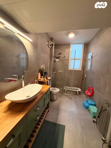 דירה, בועז, שכונת הראשונים, רמת גן