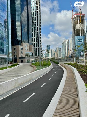 דירה, דרך מנחם בגין 150, מונטיפיורי, הרכבת, תל אביב יפו