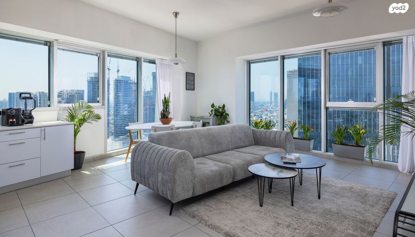 דרך מנחם בגין 150