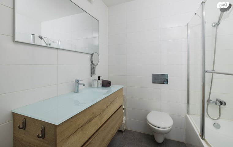 דירה, דרך מנחם בגין 150, מונטיפיורי, הרכבת, תל אביב יפו