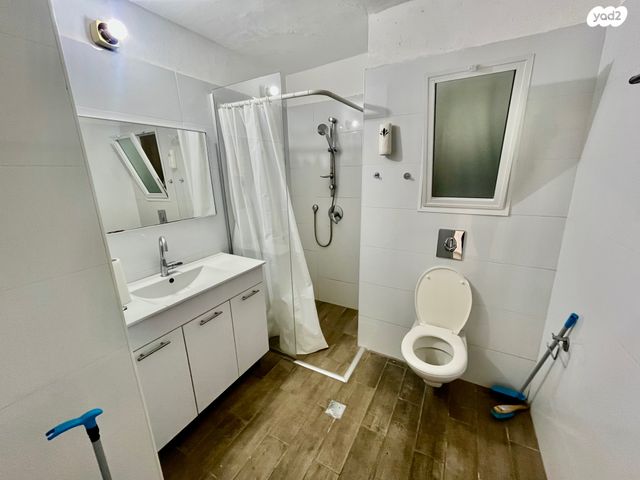 דירה, אבא הלל סילבר, יזרעאליה, חיפה