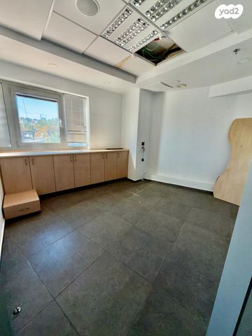 משרדים, שדרות התמרים, אילת