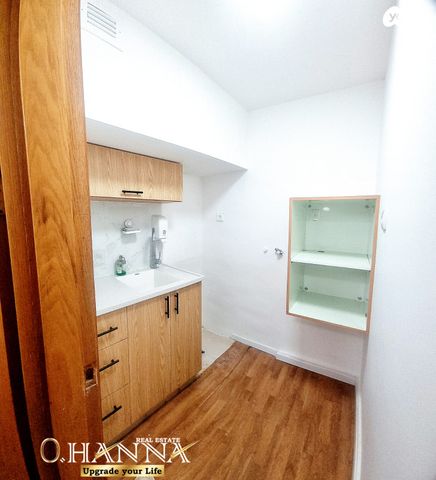 משרדים, דרך העצמאות, שער פלמר, תחנת רכבת השמונה, חיפה