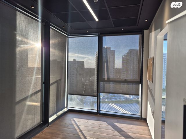 קליניקות, סוקולוב, מתחם 1200, הוד השרון