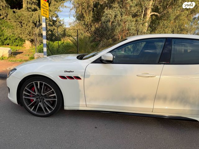 מודעת רכב מזראטי קוואטרופורטה