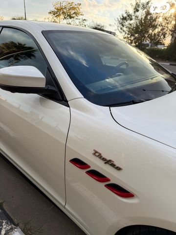 מזראטי קוואטרופורטה