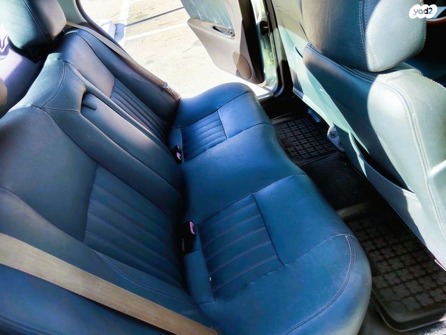 אלפא רומיאו 156