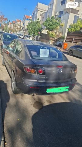 מאזדה 3