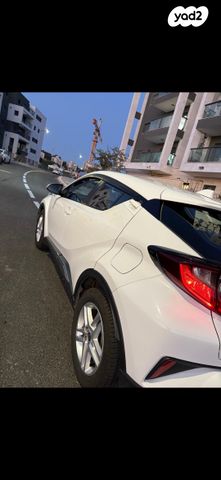 טויוטה C-HR