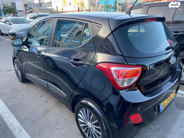 יונדאי i10