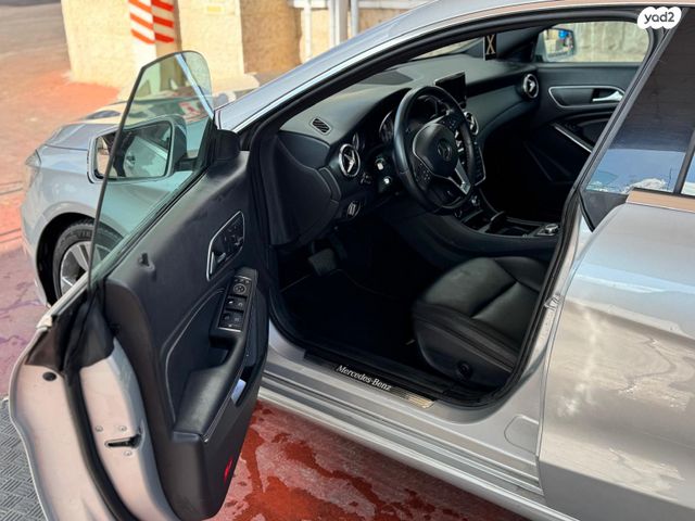 מרצדס-בנץ CLA