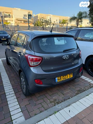יונדאי i10