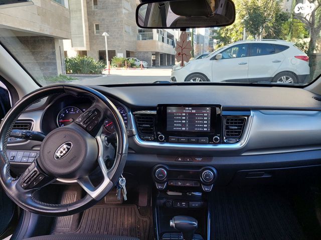 מודעת רכב קיה סטוניק