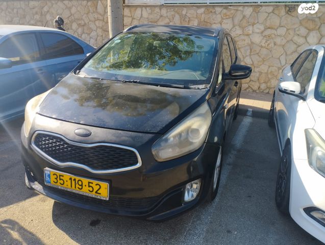 מודעת רכב קיה קארנס