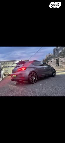 מודעת רכב סיאט לאון