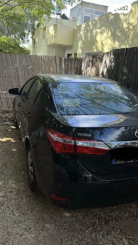 מודעת רכב טויוטה קורולה