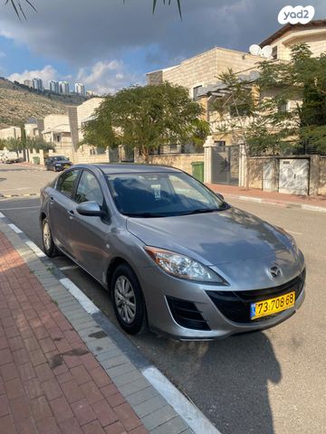 מודעת רכב מאזדה 3
