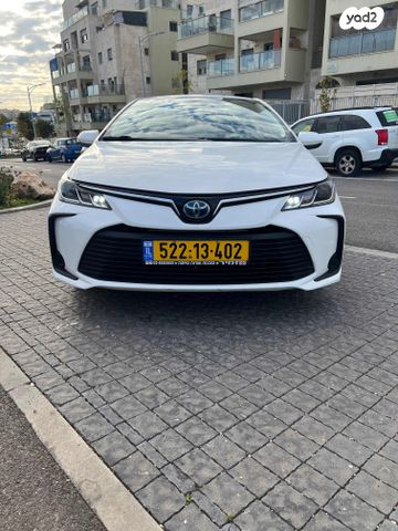 טויוטה קורולה