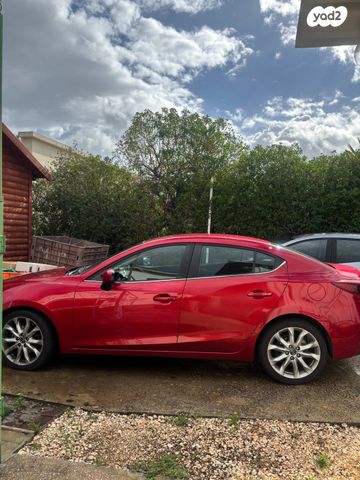 מודעת רכב מאזדה 3