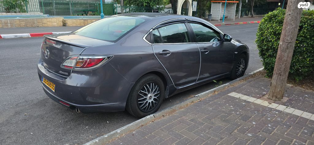 מודעת רכב מאזדה 6