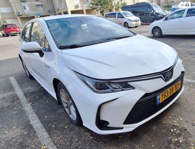 מודעת רכב טויוטה קורולה