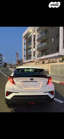 טויוטה C-HR