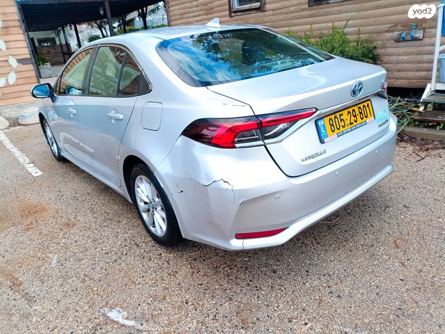 טויוטה קורולה