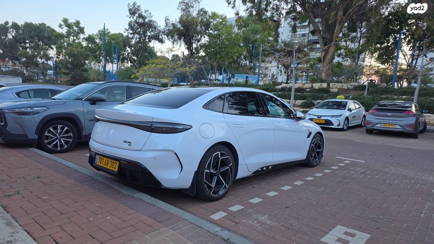 בי.ווי.די סיל