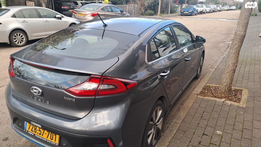 יונדאי איוניק