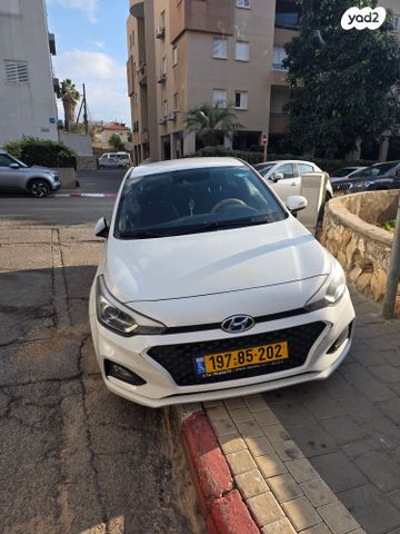 יונדאי i20
