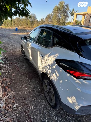 ג׳ילי Geometry C