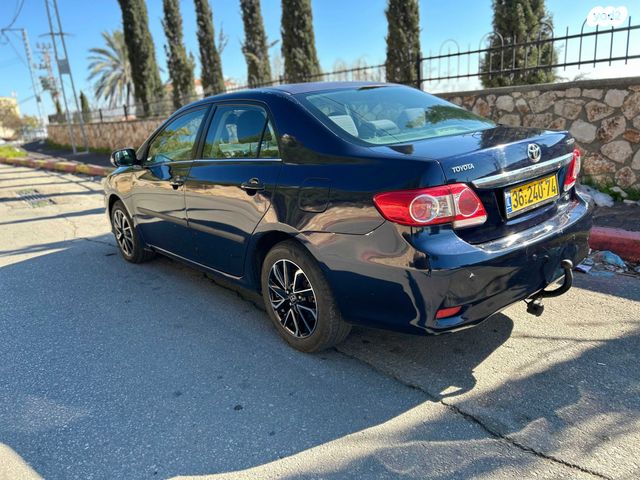 מודעת רכב טויוטה קורולה