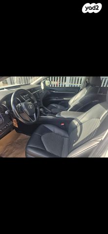 טויוטה קאמרי