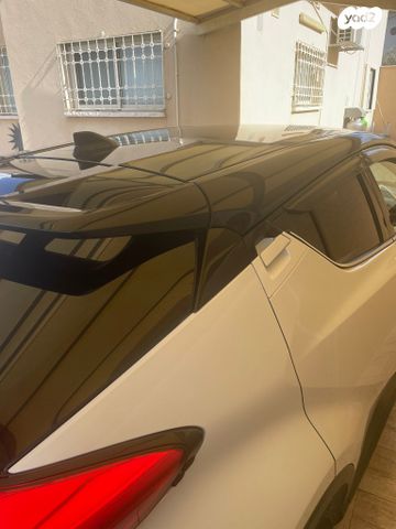 טויוטה C-HR