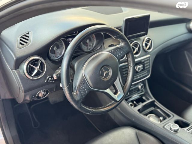 מרצדס-בנץ CLA