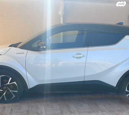 טויוטה C-HR
